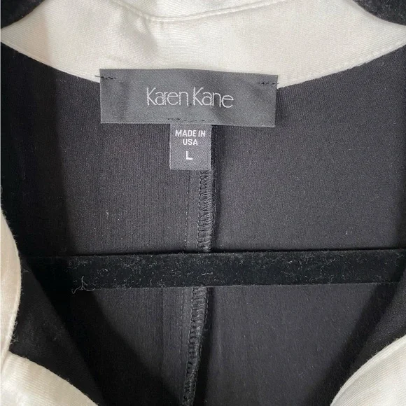 Karen Kane Monochrome Sleeveless Dress - Picture 5 of 7